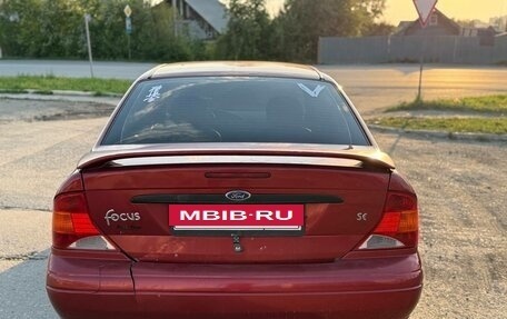 Ford Focus IV, 2001 год, 230 000 рублей, 3 фотография