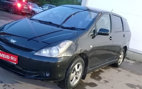 Toyota Wish II, 2003 год, 650 000 рублей, 2 фотография