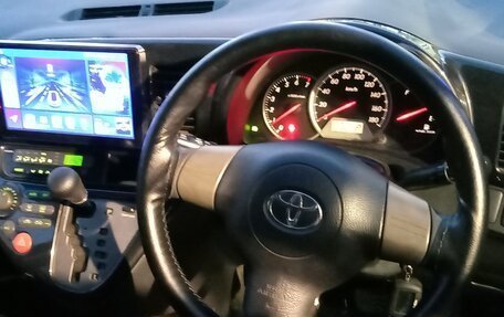 Toyota Wish II, 2003 год, 650 000 рублей, 11 фотография