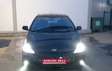 Toyota Wish II, 2003 год, 650 000 рублей, 8 фотография