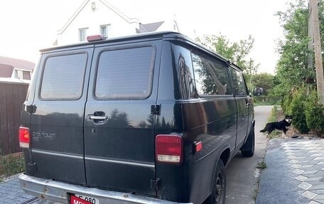 Chevrolet Van, 1996 год, 750 000 рублей, 4 фотография