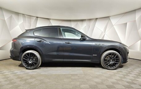 Maserati Levante I, 2021 год, 7 800 000 рублей, 6 фотография