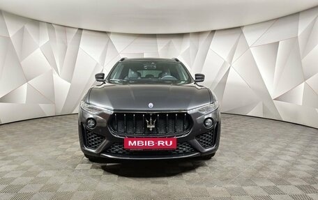 Maserati Levante I, 2021 год, 7 800 000 рублей, 7 фотография
