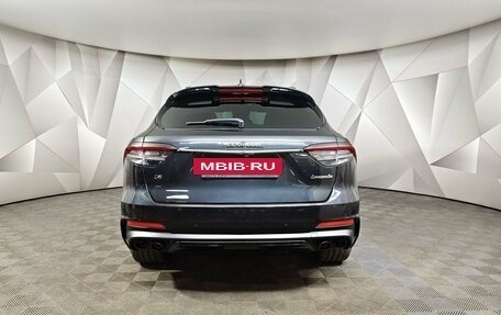 Maserati Levante I, 2021 год, 7 800 000 рублей, 8 фотография