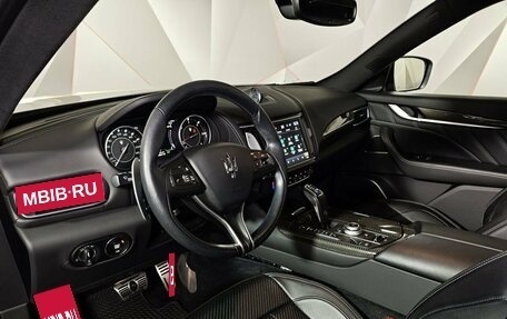 Maserati Levante I, 2021 год, 7 800 000 рублей, 19 фотография