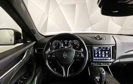 Maserati Levante I, 2021 год, 7 800 000 рублей, 20 фотография