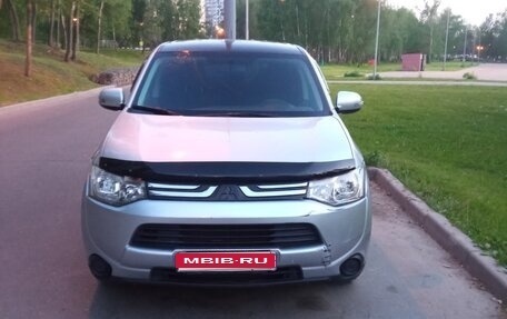 Mitsubishi Outlander III рестайлинг 3, 2012 год, 1 300 000 рублей, 1 фотография