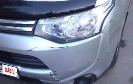 Mitsubishi Outlander III рестайлинг 3, 2012 год, 1 300 000 рублей, 18 фотография