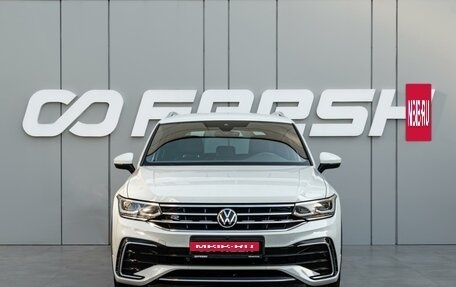 Volkswagen Tiguan II, 2021 год, 3 998 000 рублей, 3 фотография