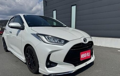 Toyota Yaris, 2023 год, 880 000 рублей, 1 фотография