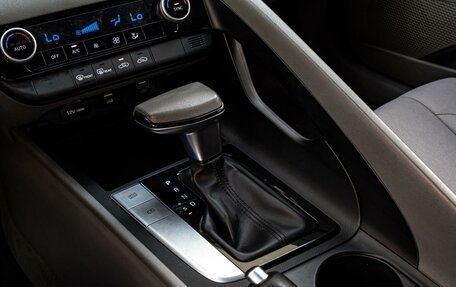 Hyundai Elantra, 2022 год, 2 098 000 рублей, 12 фотография
