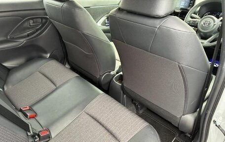 Toyota Yaris Cross, 2023 год, 1 650 000 рублей, 14 фотография