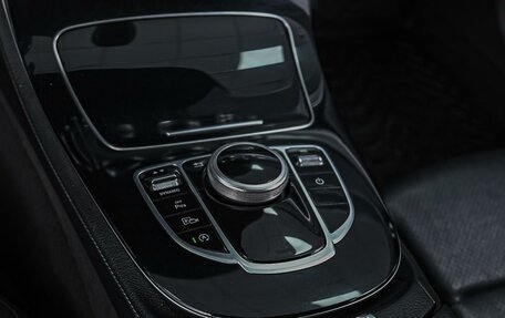Mercedes-Benz E-Класс, 2019 год, 2 339 000 рублей, 16 фотография