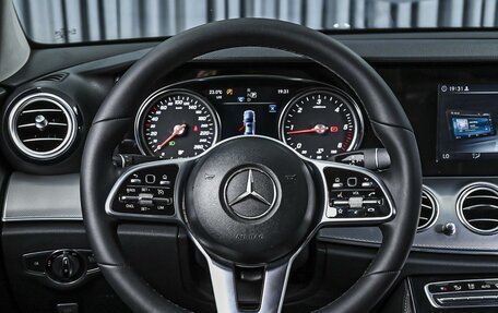 Mercedes-Benz E-Класс, 2019 год, 2 339 000 рублей, 12 фотография