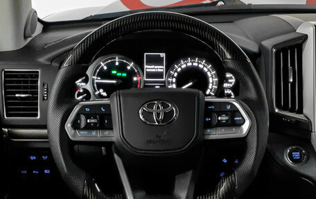 Toyota Land Cruiser 200, 2015 год, 5 890 000 рублей, 11 фотография