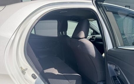 Toyota Yaris, 2023 год, 880 000 рублей, 13 фотография