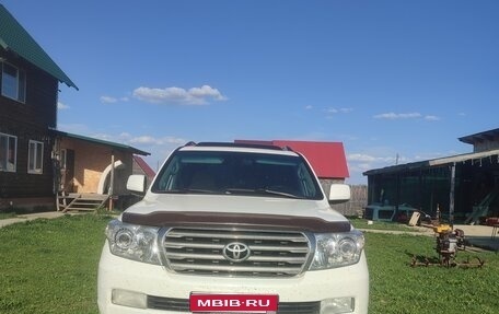 Toyota Land Cruiser 200, 2010 год, 2 700 000 рублей, 1 фотография