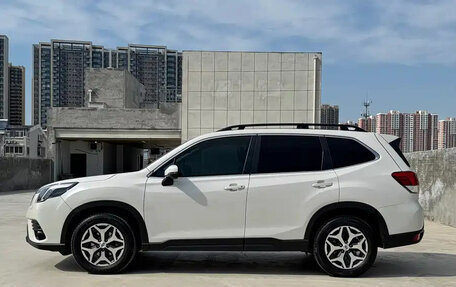Subaru Forester, 2023 год, 3 000 004 рублей, 4 фотография