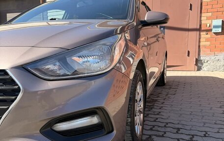 Hyundai Solaris II рестайлинг, 2018 год, 1 270 000 рублей, 2 фотография