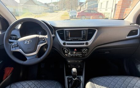 Hyundai Solaris II рестайлинг, 2018 год, 1 270 000 рублей, 10 фотография