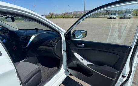 Hyundai Solaris II рестайлинг, 2011 год, 720 000 рублей, 8 фотография