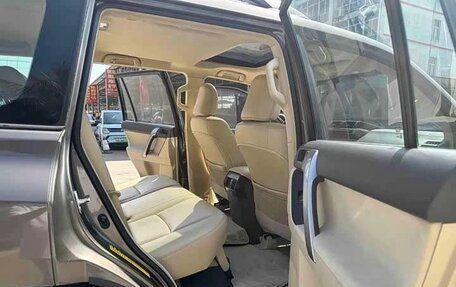 Toyota Land Cruiser Prado 150 рестайлинг 2, 2015 год, 3 060 000 рублей, 3 фотография