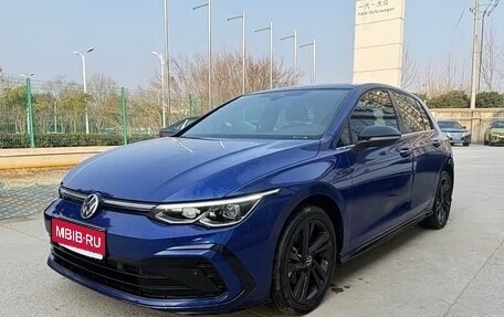 Volkswagen Golf VIII, 2023 год, 1 770 333 рублей, 1 фотография