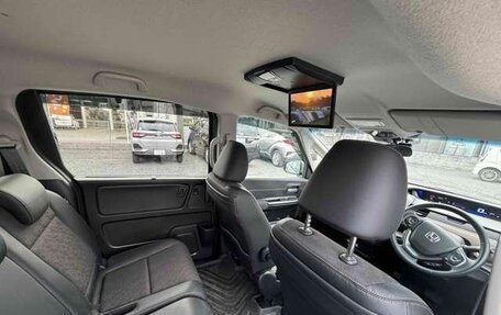Honda Freed II, 2022 год, 1 350 005 рублей, 10 фотография