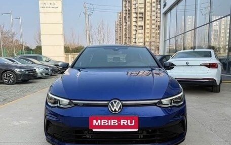 Volkswagen Golf VIII, 2023 год, 1 770 333 рублей, 2 фотография