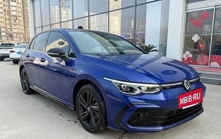 Volkswagen Golf VIII, 2023 год, 1 770 333 рублей, 3 фотография