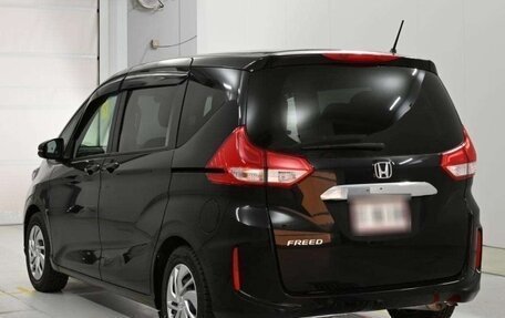 Honda Freed II, 2024 год, 1 584 500 рублей, 5 фотография