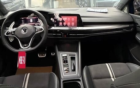 Volkswagen Golf VIII, 2023 год, 1 770 333 рублей, 8 фотография