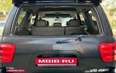 Toyota Sequoia II рестайлинг, 2001 год, 1 130 000 рублей, 16 фотография