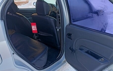 Renault Logan I, 2005 год, 247 000 рублей, 6 фотография