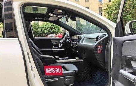 Mercedes-Benz GLA, 2022 год, 1 850 000 рублей, 16 фотография