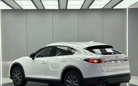 Mazda CX-4, 2023 год, 2 224 000 рублей, 6 фотография