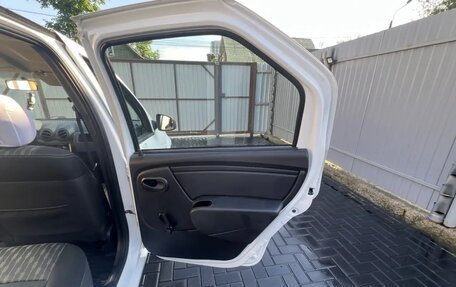 Renault Logan I, 2013 год, 500 000 рублей, 7 фотография
