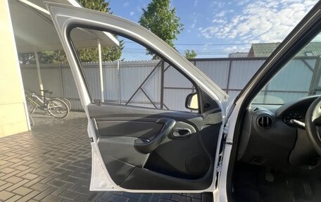 Renault Logan I, 2013 год, 500 000 рублей, 6 фотография