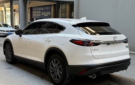Mazda CX-4, 2022 год, 2 098 000 рублей, 6 фотография
