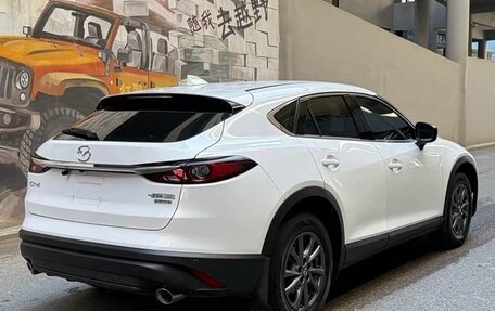 Mazda CX-4, 2022 год, 2 098 000 рублей, 4 фотография