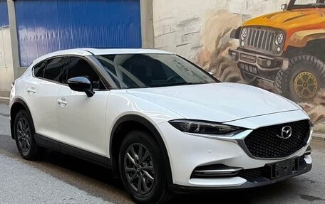 Mazda CX-4, 2022 год, 2 098 000 рублей, 3 фотография