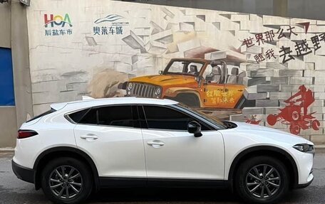 Mazda CX-4, 2022 год, 2 098 000 рублей, 7 фотография