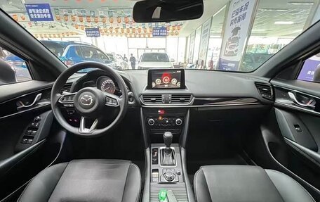 Mazda CX-4, 2021 год, 1 660 000 рублей, 10 фотография