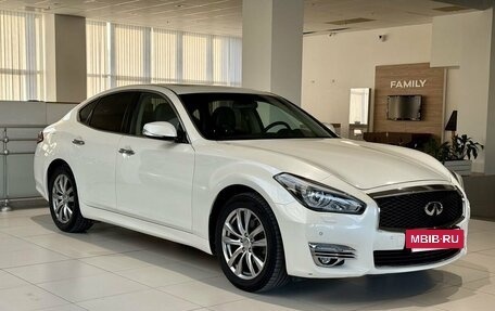 Infiniti Q70 I, 2015 год, 2 250 000 рублей, 4 фотография