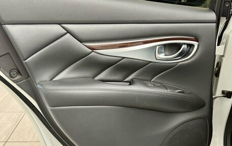 Infiniti Q70 I, 2015 год, 2 250 000 рублей, 28 фотография