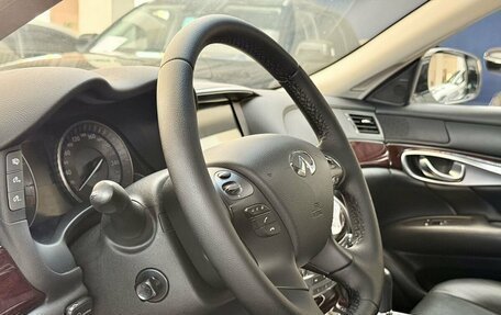 Infiniti Q70 I, 2015 год, 2 250 000 рублей, 26 фотография