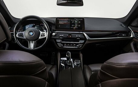BMW 5 серия, 2021 год, 4 650 000 рублей, 21 фотография