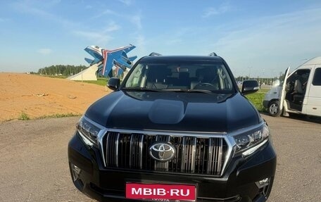 Toyota Land Cruiser Prado 150 рестайлинг 2, 2022 год, 7 850 000 рублей, 1 фотография