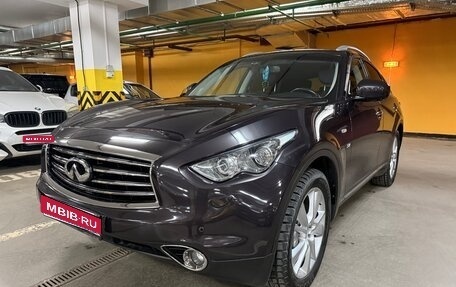 Infiniti QX70, 2014 год, 3 350 000 рублей, 1 фотография