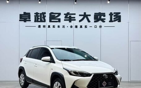 Toyota Yaris XP150 рестайлинг, 2022 год, 1 220 000 рублей, 1 фотография